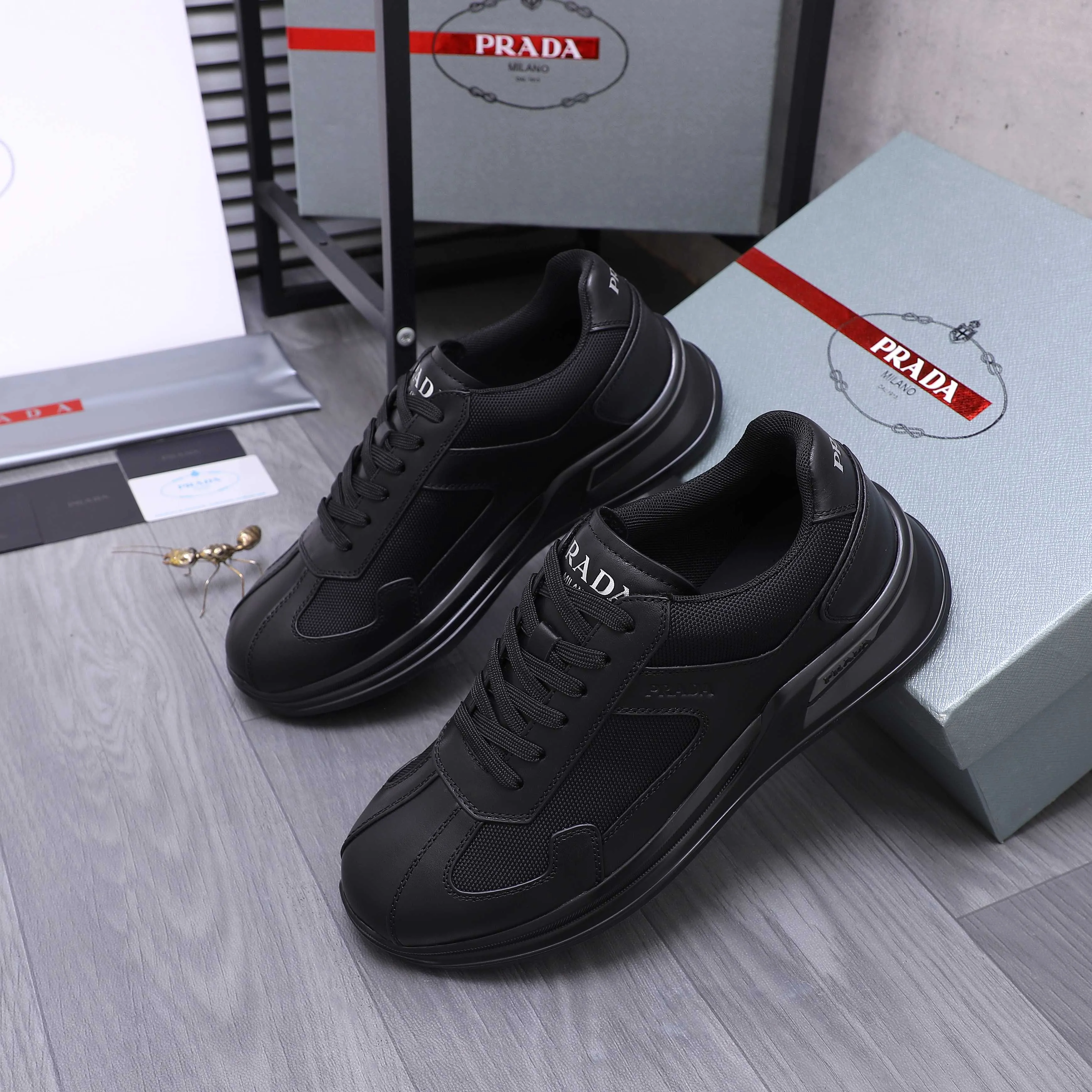 Men's shoes 💰p620 Product trademark: Men's shoes 💰pRADA [Prada] casual shoes, regular size. Size: 38-45 Product materials: selected high-quality cowhide stitching mesh upper mesh lining cowhide insole original rubber outsole